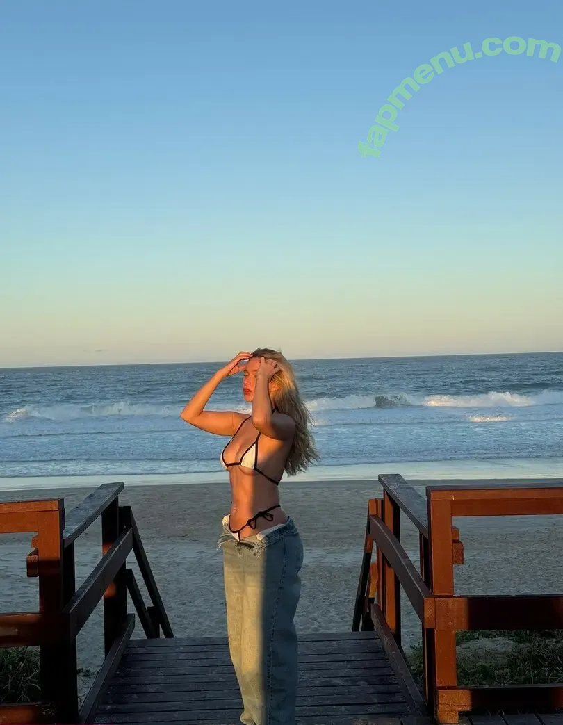 Antonia Freya Lydia nude photo #0094 (lydiafaithful / turnttoni)