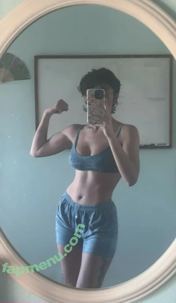 Anuhea Nihipali nude photo #0460 (anuheanihipali)