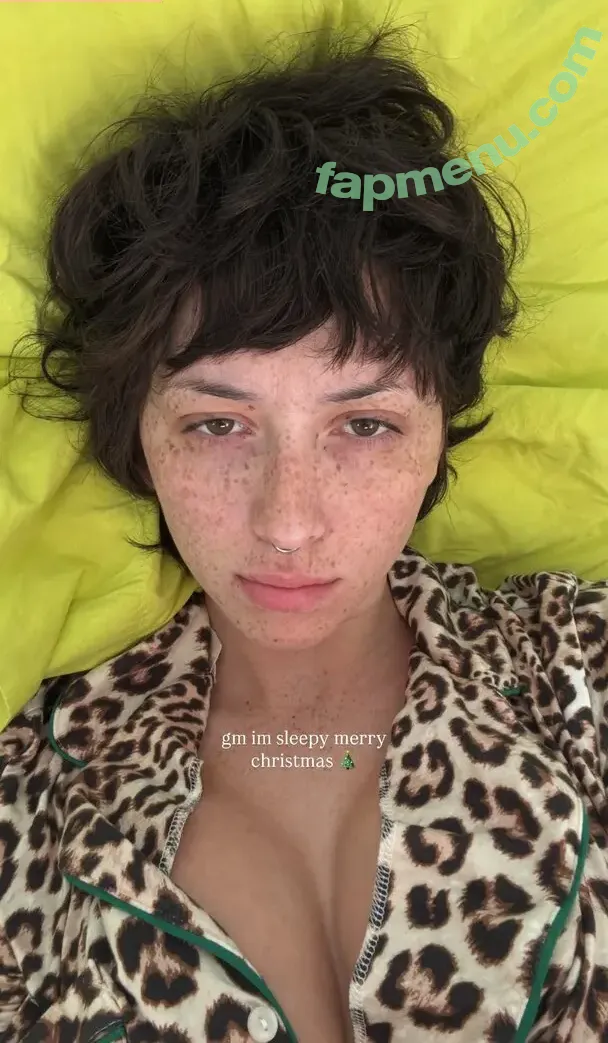 Anuhea Nihipali nude photo #0484 (anuheanihipali)