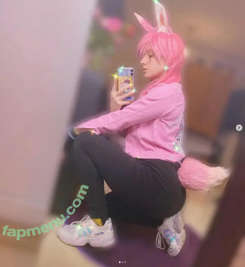 anuhiu nude photo #0021 (anitaiu)