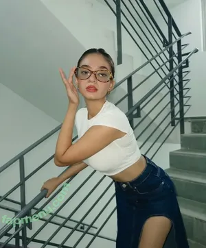 Anushka Sen / anushkasen0408 nude photo #0123