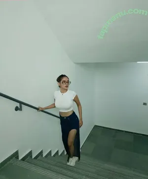 Anushka Sen / anushkasen0408 nude photo #0136