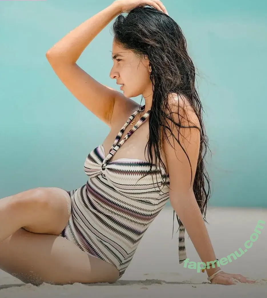 Anushka Sen nude photo #0099 (anushkasen0408)