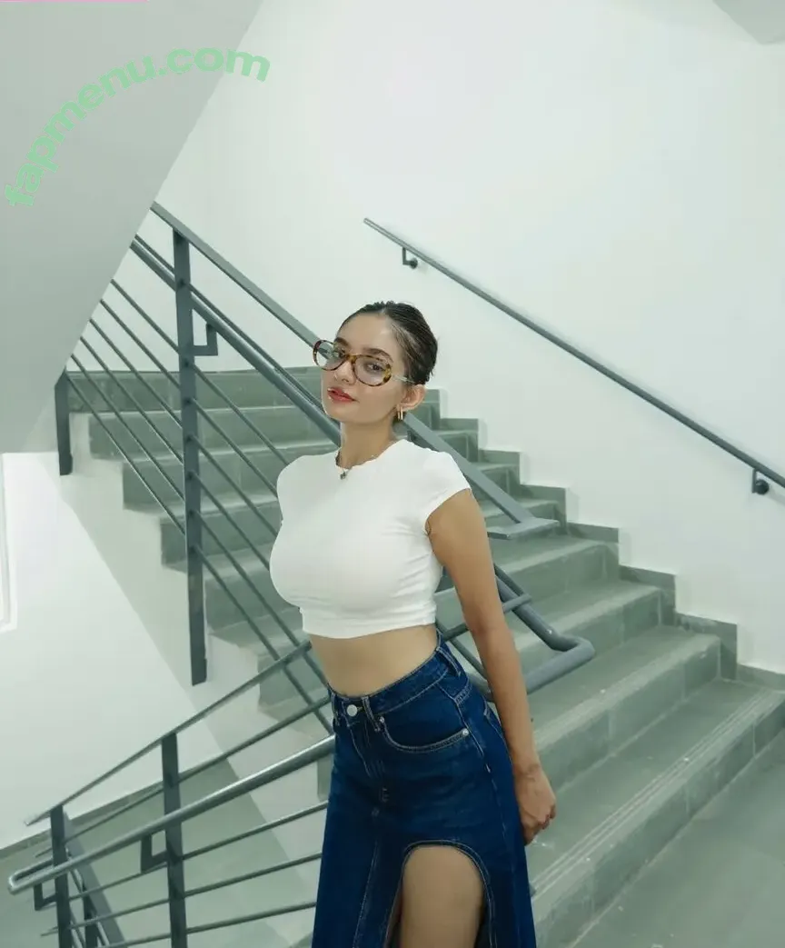 Anushka Sen nude photo #0131 (anushkasen0408)