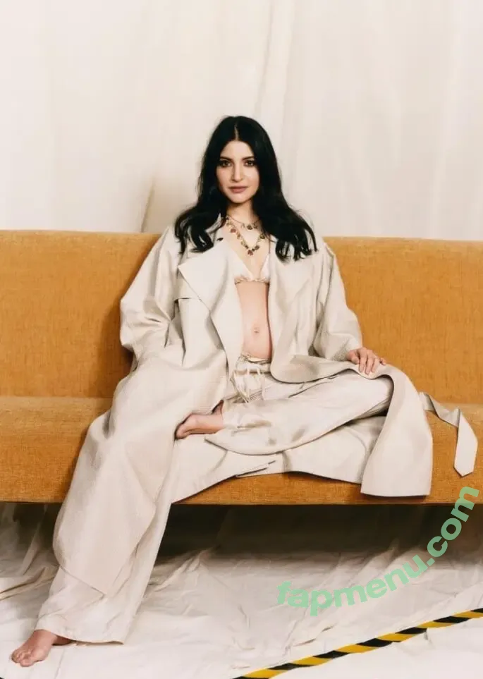 Anushka Sharma nude photo #0097 (anushkasharma)