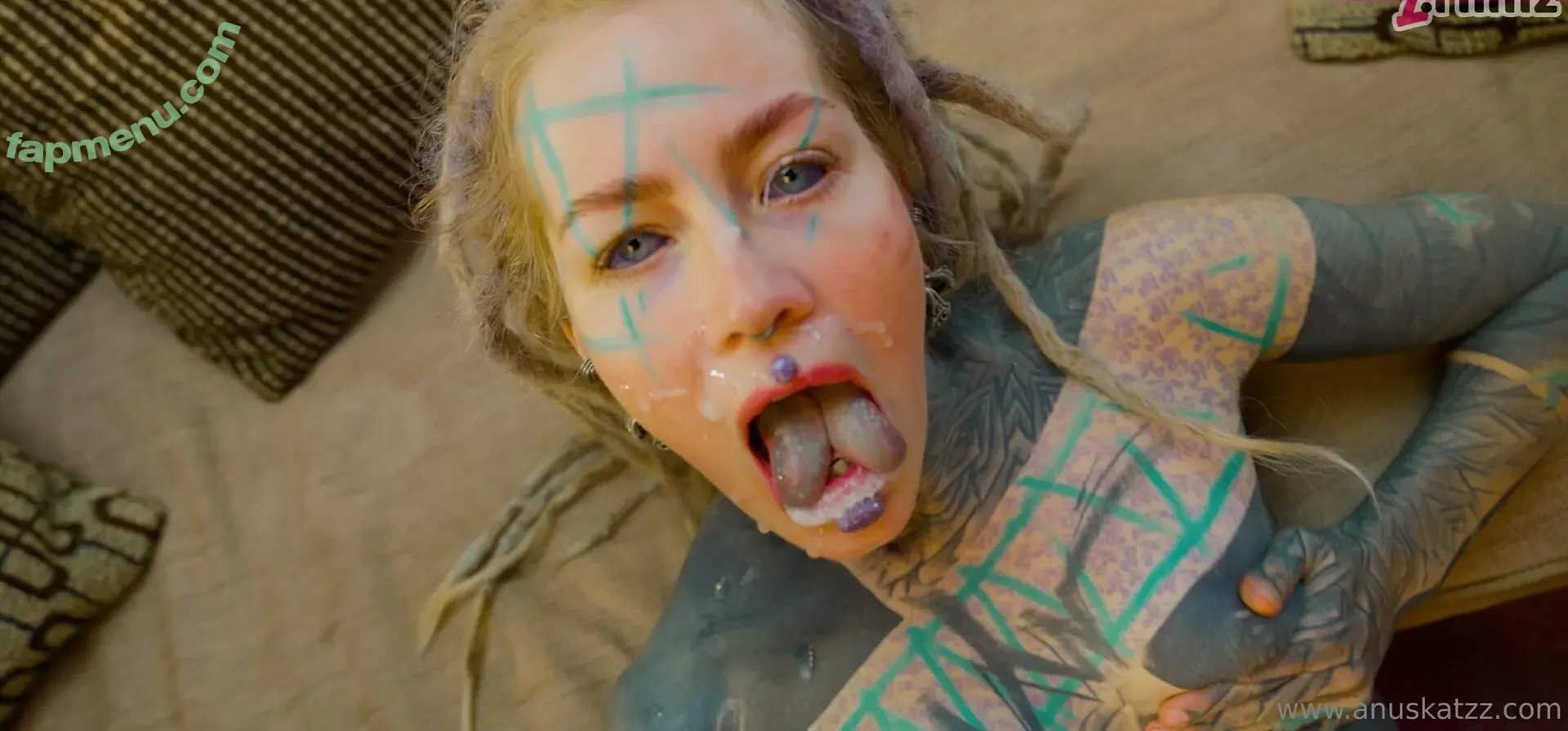 anuskatzz nude photo #0037 (anuskatzzz)
