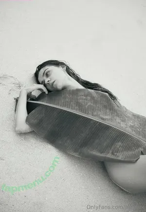 anvavx / anvavx_ nude photo #0001
