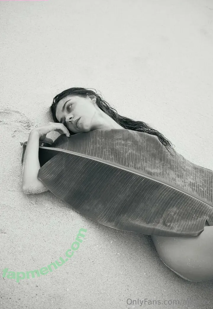 anvavx nude photo #0001 (anvavx_)