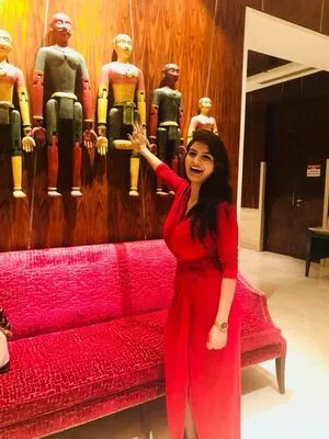 Anveshi Jain / anveshi25 / anveshi_jain / anveshijain nude photo #0096
