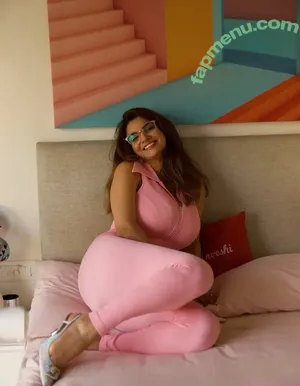 Anveshi Jain / anveshi25 / anveshi_jain / anveshijain nude photo #0773