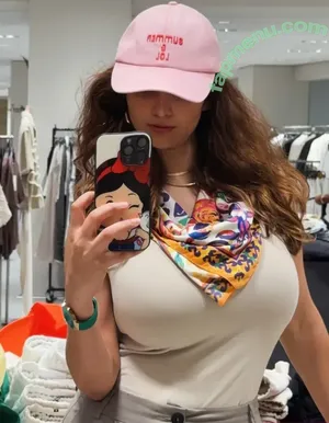 Anveshi Jain / anveshi25 / anveshi_jain / anveshijain nude photo #0812