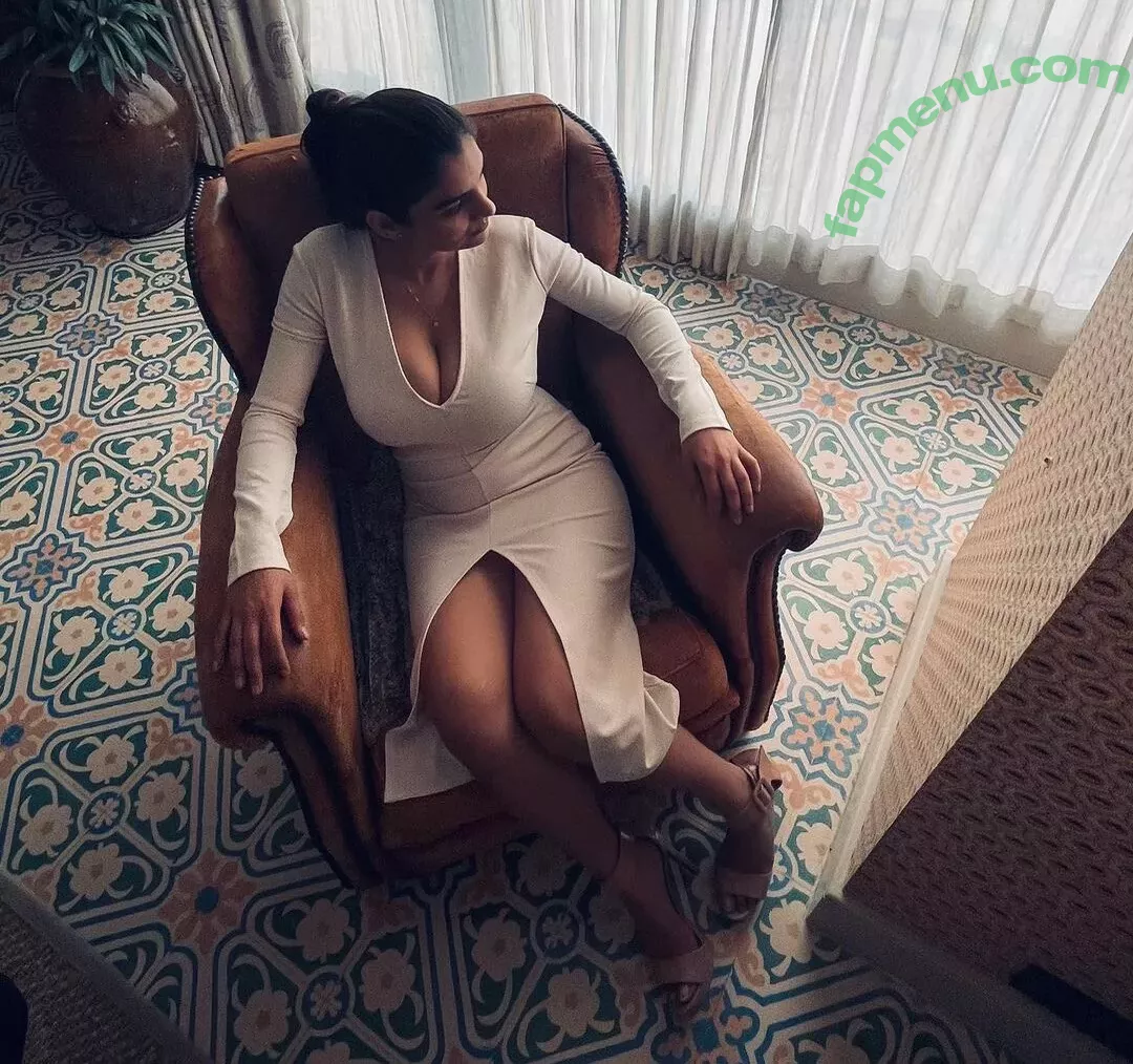 Anveshi Jain nude photo #0137 (anveshi25 / anveshi_jain / anveshijain)