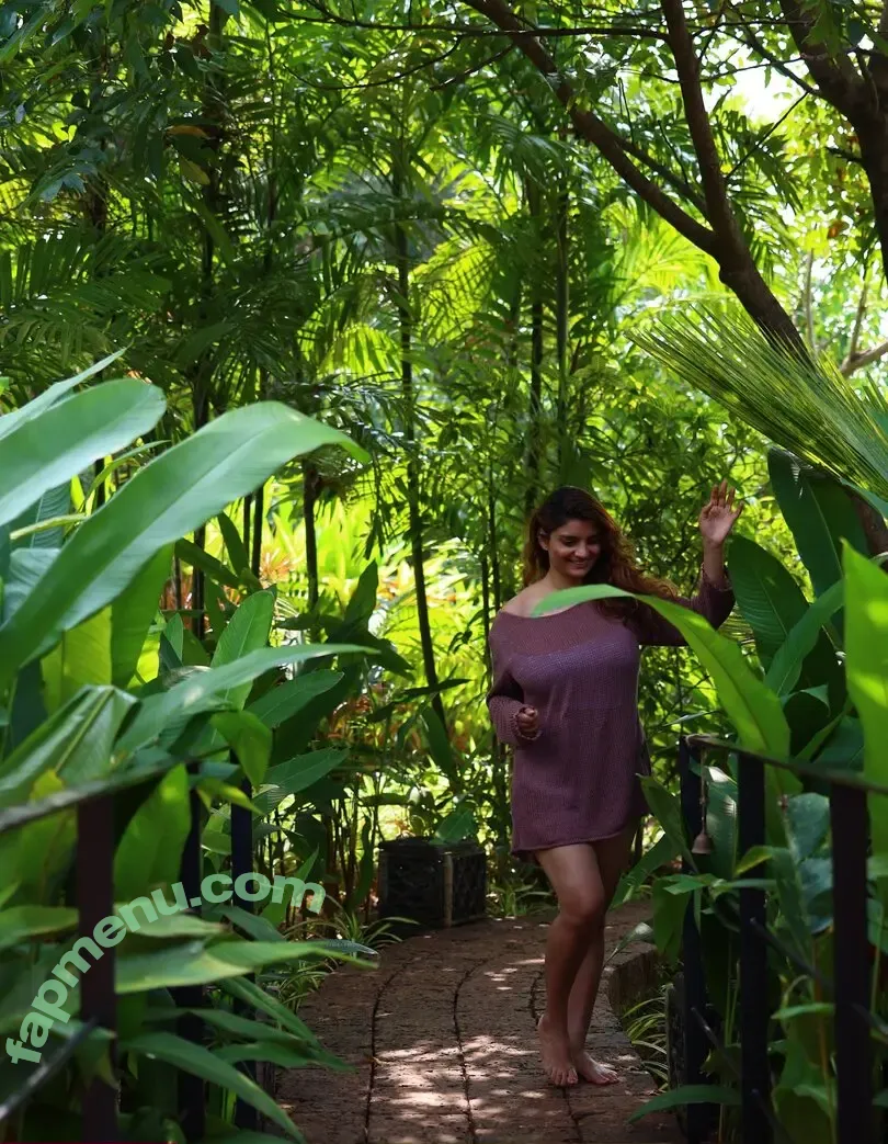 Anveshi Jain nude photo #0835 (anveshi25 / anveshi_jain / anveshijain)