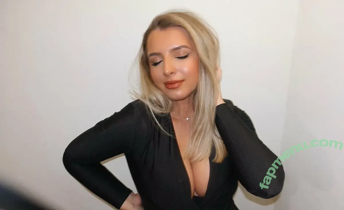 anxhelz nude photo #0021 (anxhelart / big anxh)