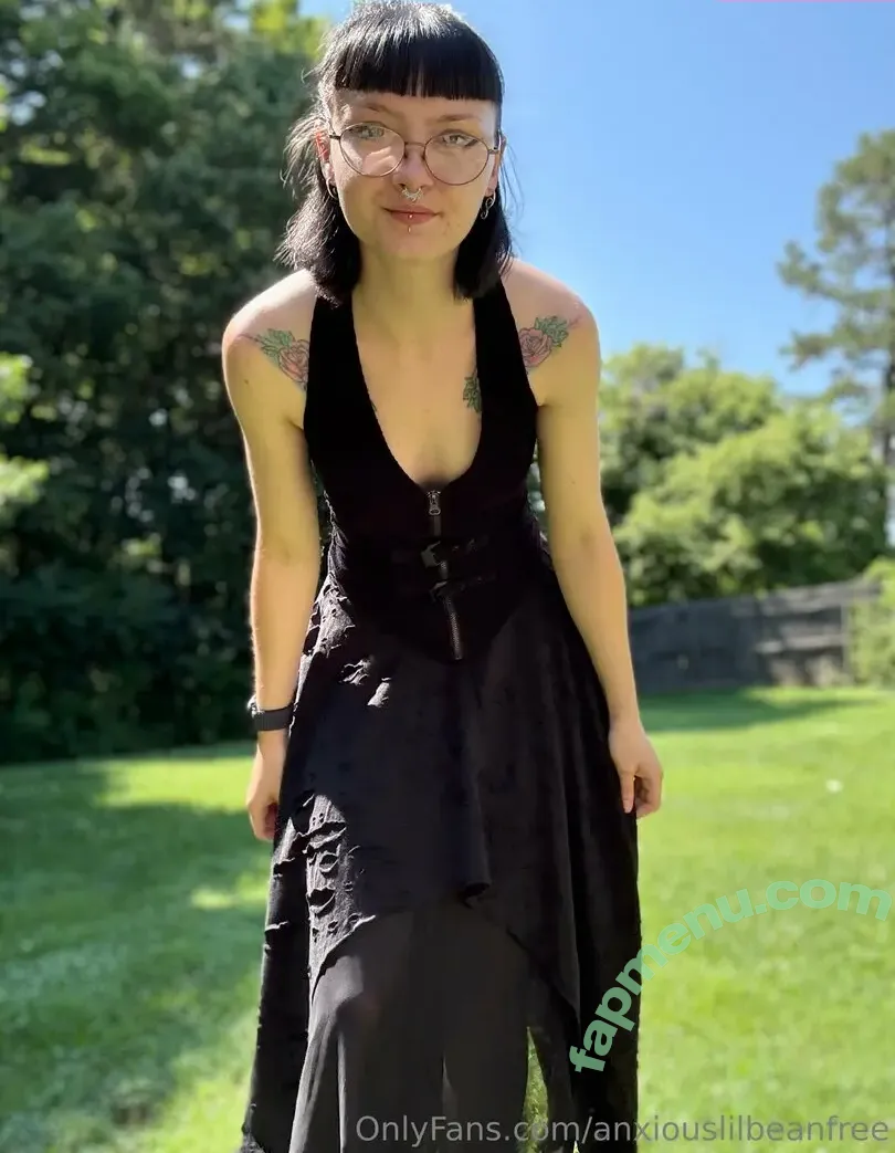 anxiouslilbeanfree nude photo #0105 (anxiouslilbeanfree)