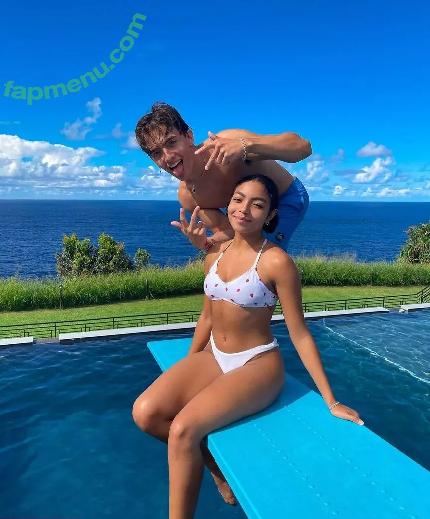 Any Gabrielly nude photo #0021 (anygabriellyofficial / gabrielly.aviila)