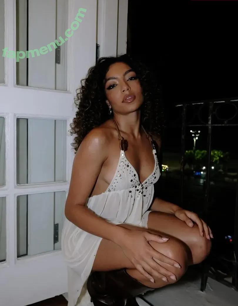 Any Gabrielly nude photo #0191 (anygabriellyofficial / gabrielly.aviila)