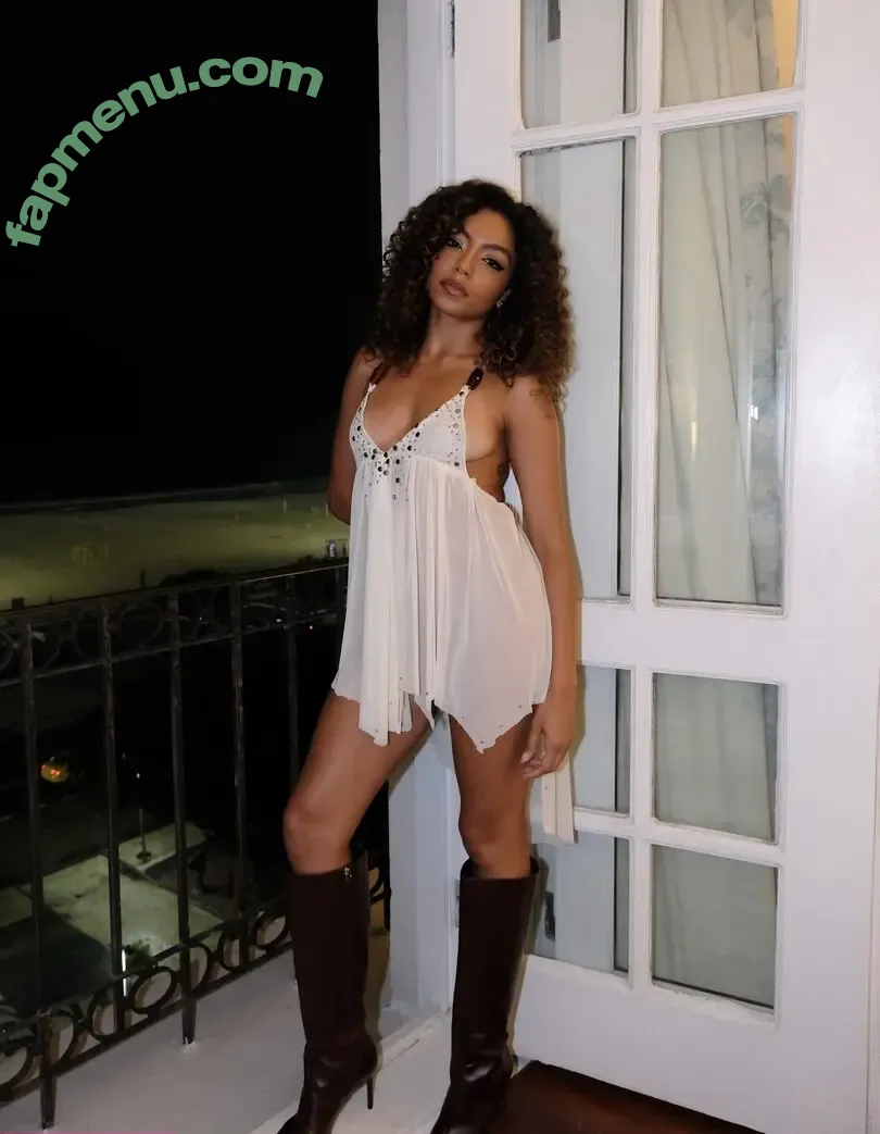 Any Gabrielly nude photo #0193 (anygabriellyofficial / gabrielly.aviila)