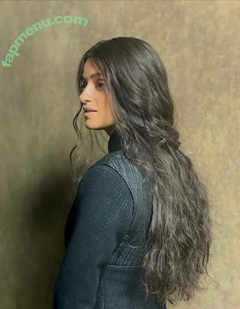 Anya Chalotra nude photo #0156 (anyachalotra / anyachalotraa)