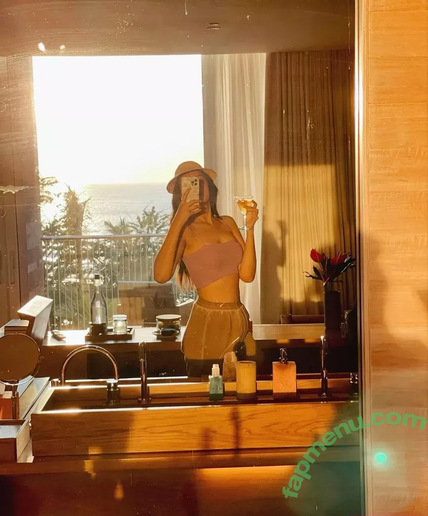 Anya Geraldine nude photo #0037 (anyageraldine / anyaselalubenar)
