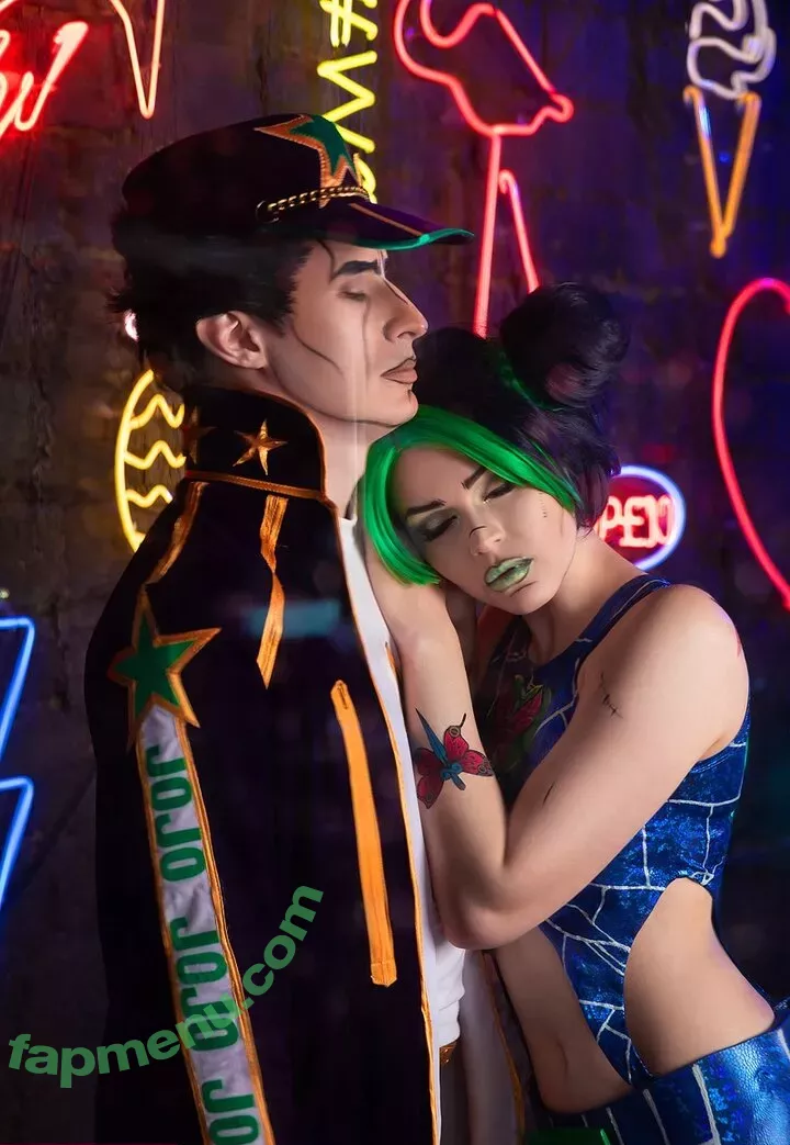 Anya Ichios nude photo #0537 (i_chios / ichios)