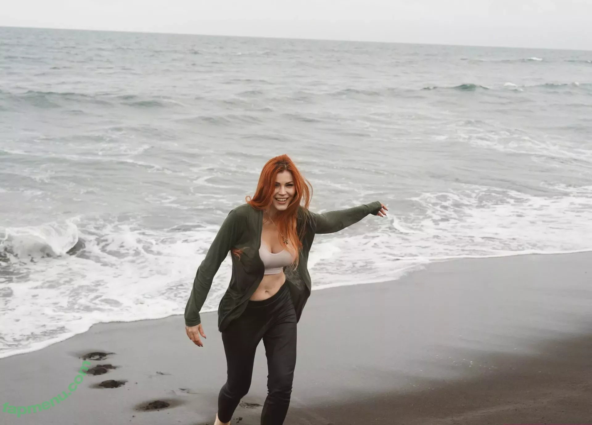 Anya Ichios nude photo #0821 (i_chios / ichios)