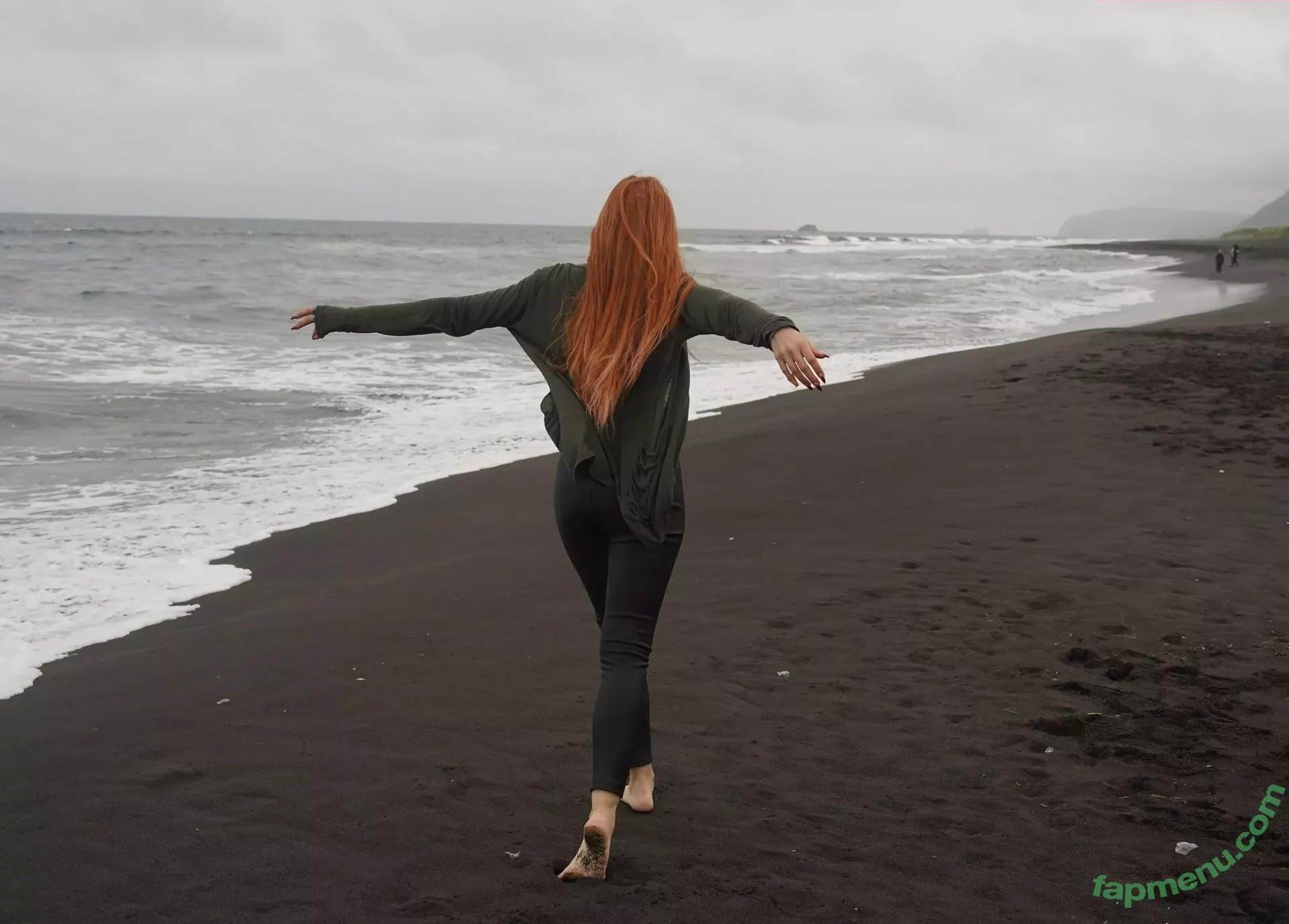 Anya Ichios nude photo #0826 (i_chios / ichios)