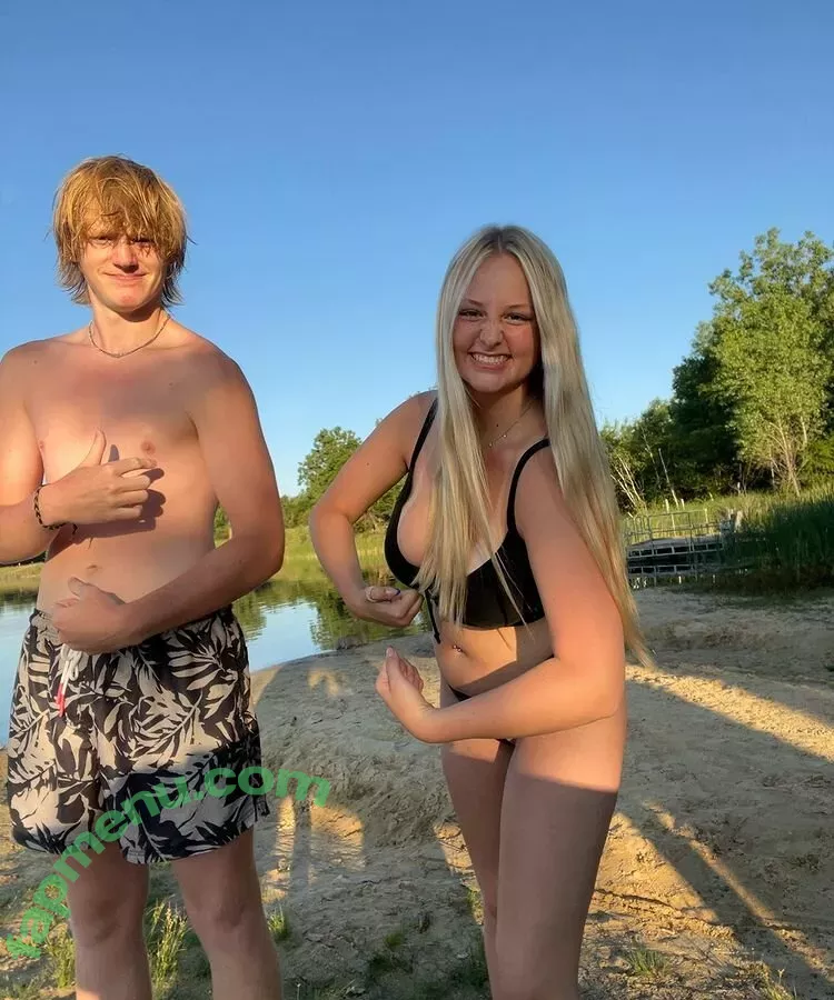 Anya Marie nude photo #0011 (anyatruax / mariebabbyy)