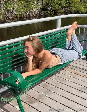 Anya Matusevich / anya_matusevich / anyalacey nude photo #0023