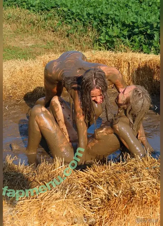 Anya Matusevich nude photo #0009 (anya_matusevich / anyalacey)