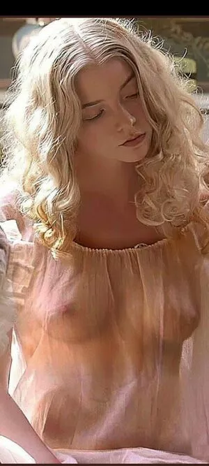 Anya Taylor-Joy / Anya Taylor Joy / anyataylorjoy nude photo #0470