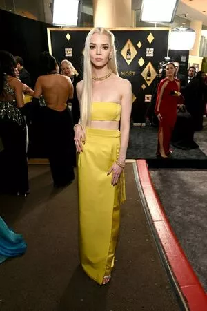Anya Taylor-Joy / Anya Taylor Joy / anyataylorjoy nude photo #0603