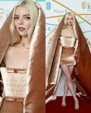 Anya Taylor-Joy / Anya Taylor Joy / anyataylorjoy nude photo #0702