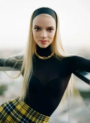 Anya Taylor-Joy / Anya Taylor Joy / anyataylorjoy nude photo #0728