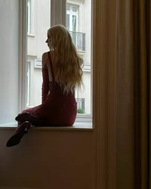 Anya Taylor-Joy / Anya Taylor Joy / anyataylorjoy nude photo #0819