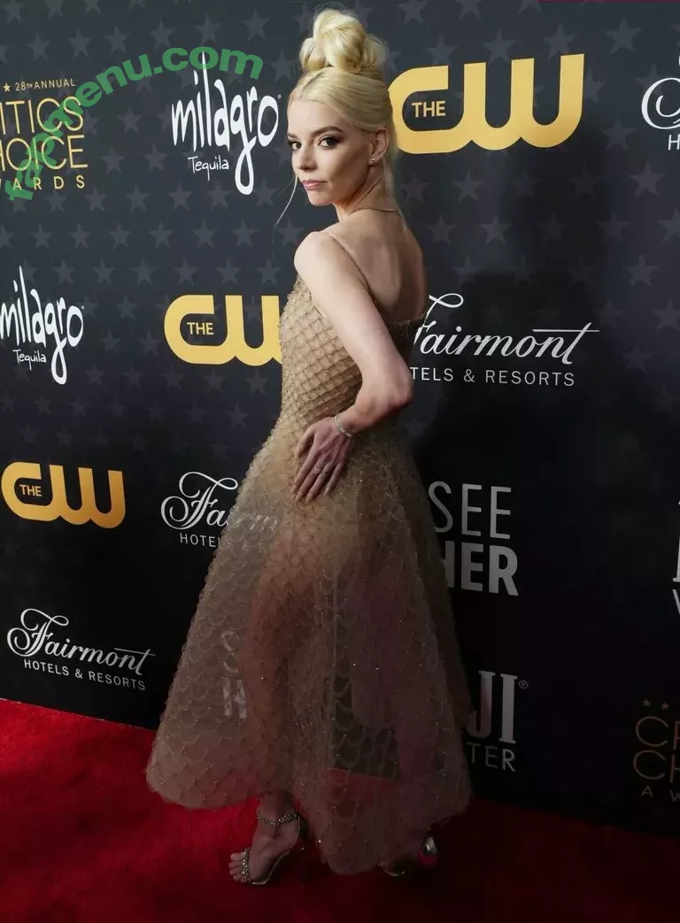Anya Taylor-Joy nude photo #0626 (Anya Taylor Joy / anyataylorjoy)