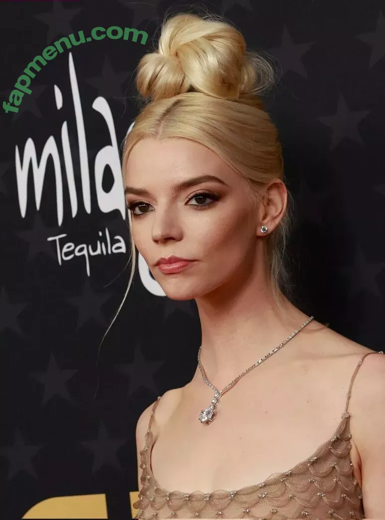 Anya Taylor-Joy nude photo #0635 (anyataylorjoy)