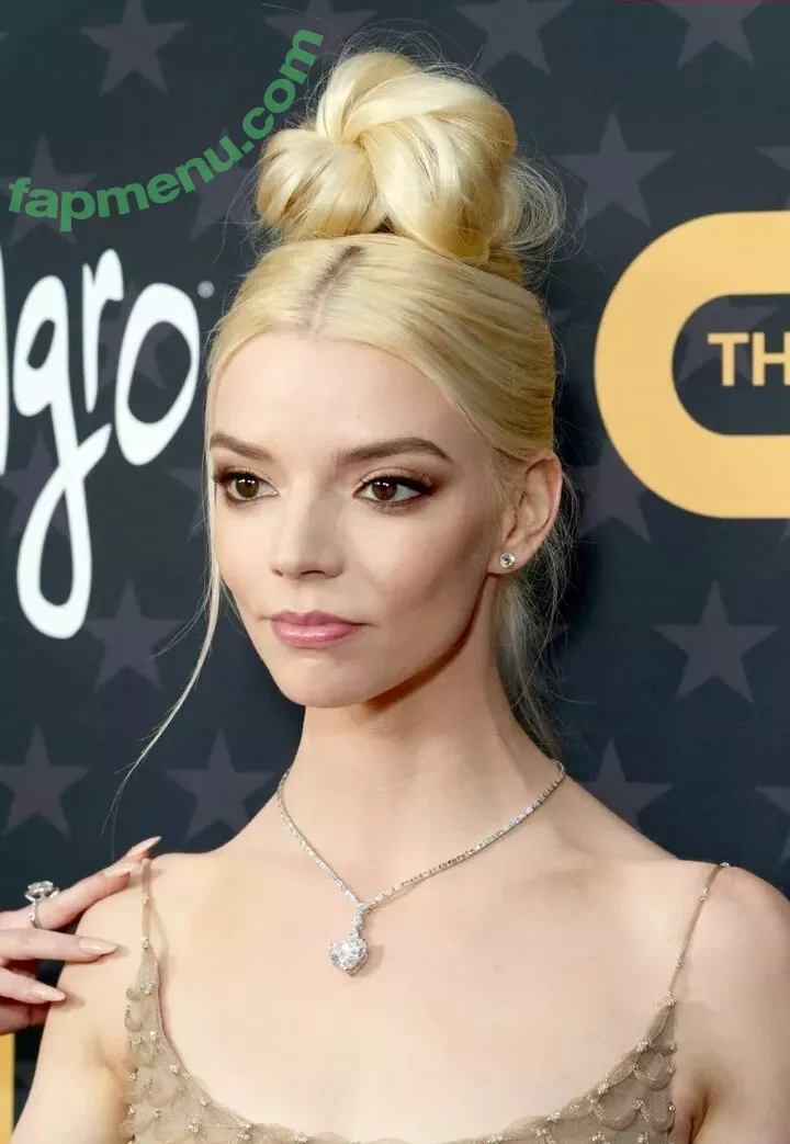 Anya Taylor-Joy nude photo #0650 (Anya Taylor Joy / anyataylorjoy)