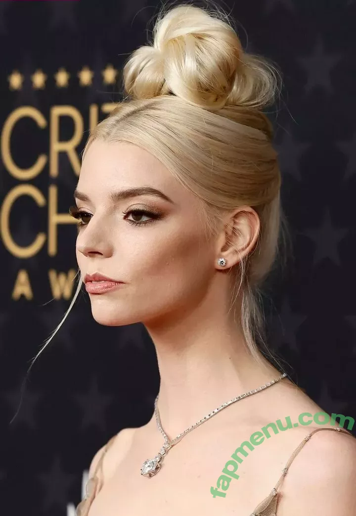 Anya Taylor-Joy nude photo #0651 (Anya Taylor Joy / anyataylorjoy)