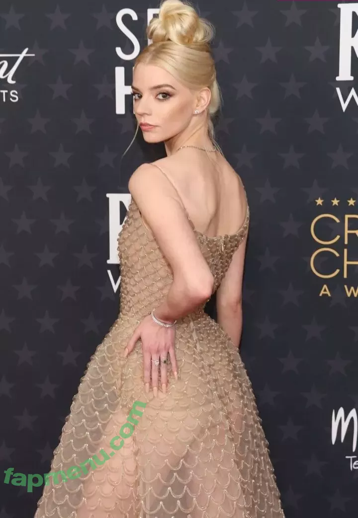 Anya Taylor-Joy nude photo #0652 (Anya Taylor Joy / anyataylorjoy)