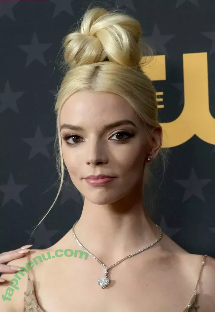 Anya Taylor-Joy nude photo #0655 (Anya Taylor Joy / anyataylorjoy)
