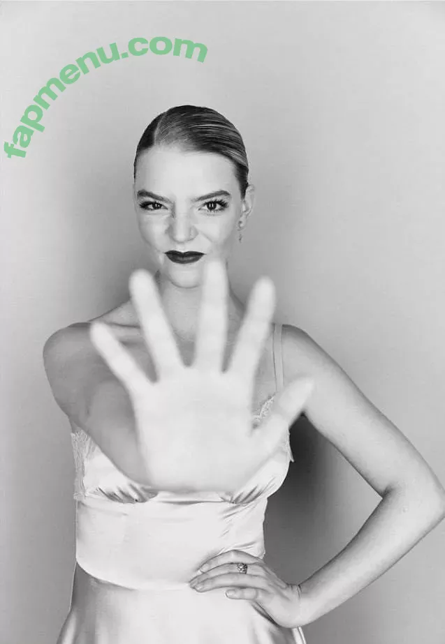 Anya Taylor-Joy nude photo #0663 (Anya Taylor Joy / anyataylorjoy)