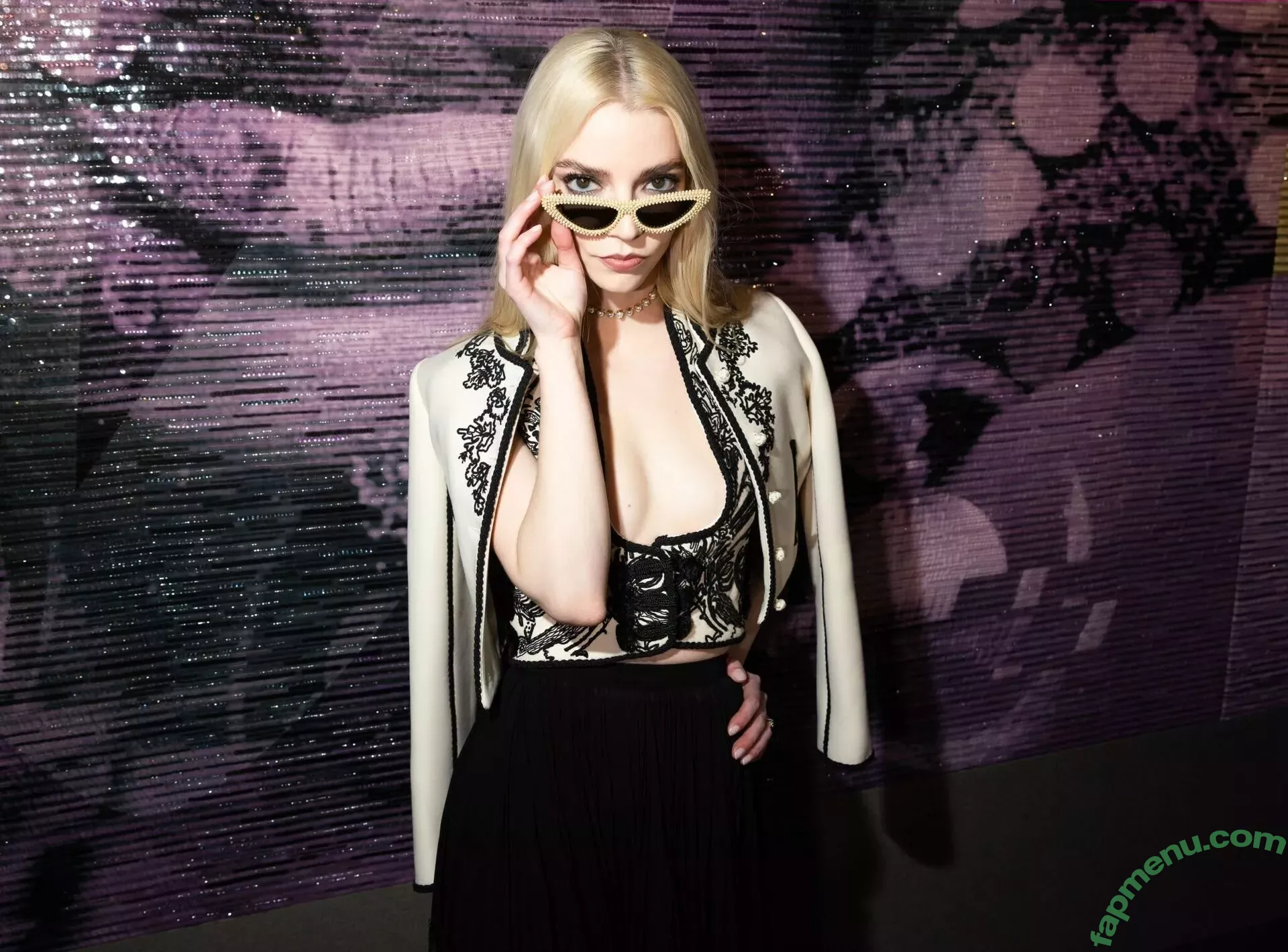 Anya Taylor-Joy nude photo #0669 (Anya Taylor Joy / anyataylorjoy)