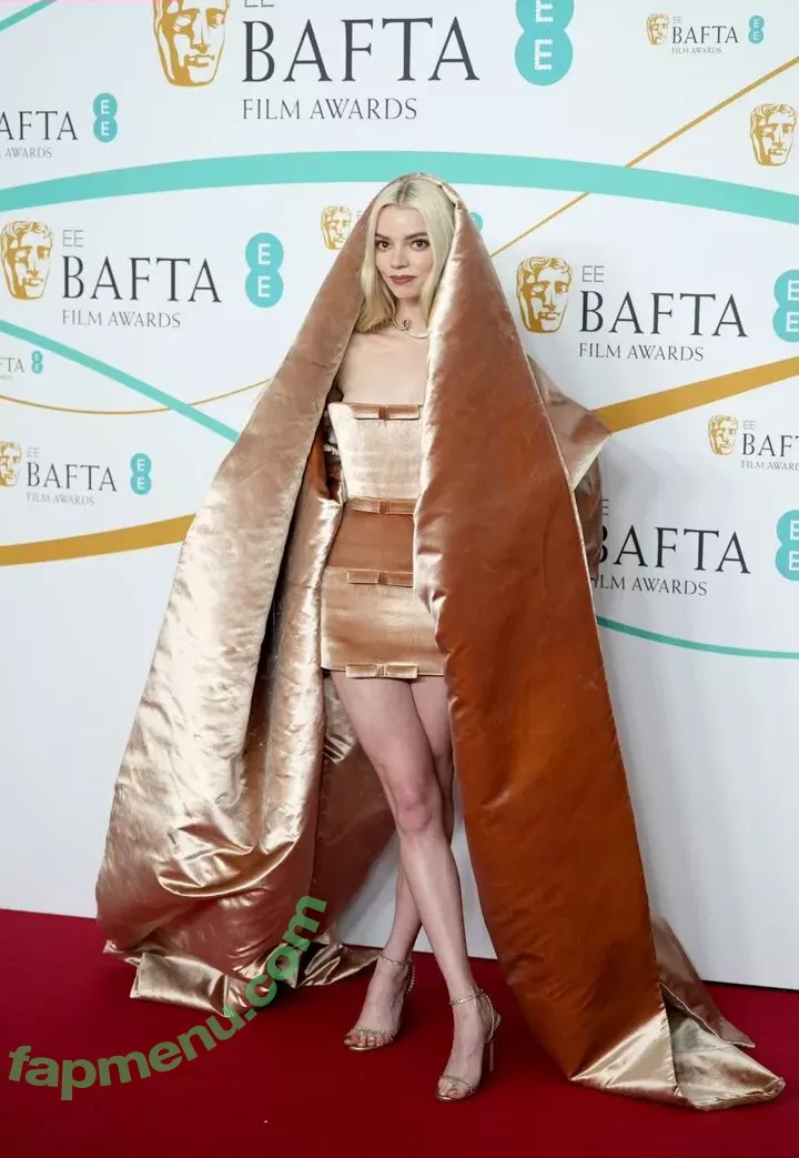 Anya Taylor-Joy nude photo #0700 (Anya Taylor Joy / anyataylorjoy)