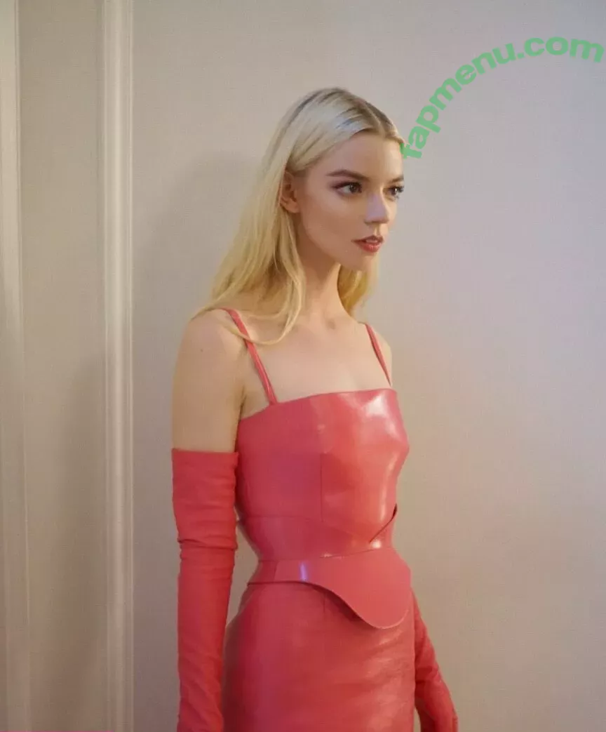Anya Taylor-Joy nude photo #0754 (Anya Taylor Joy / anyataylorjoy)