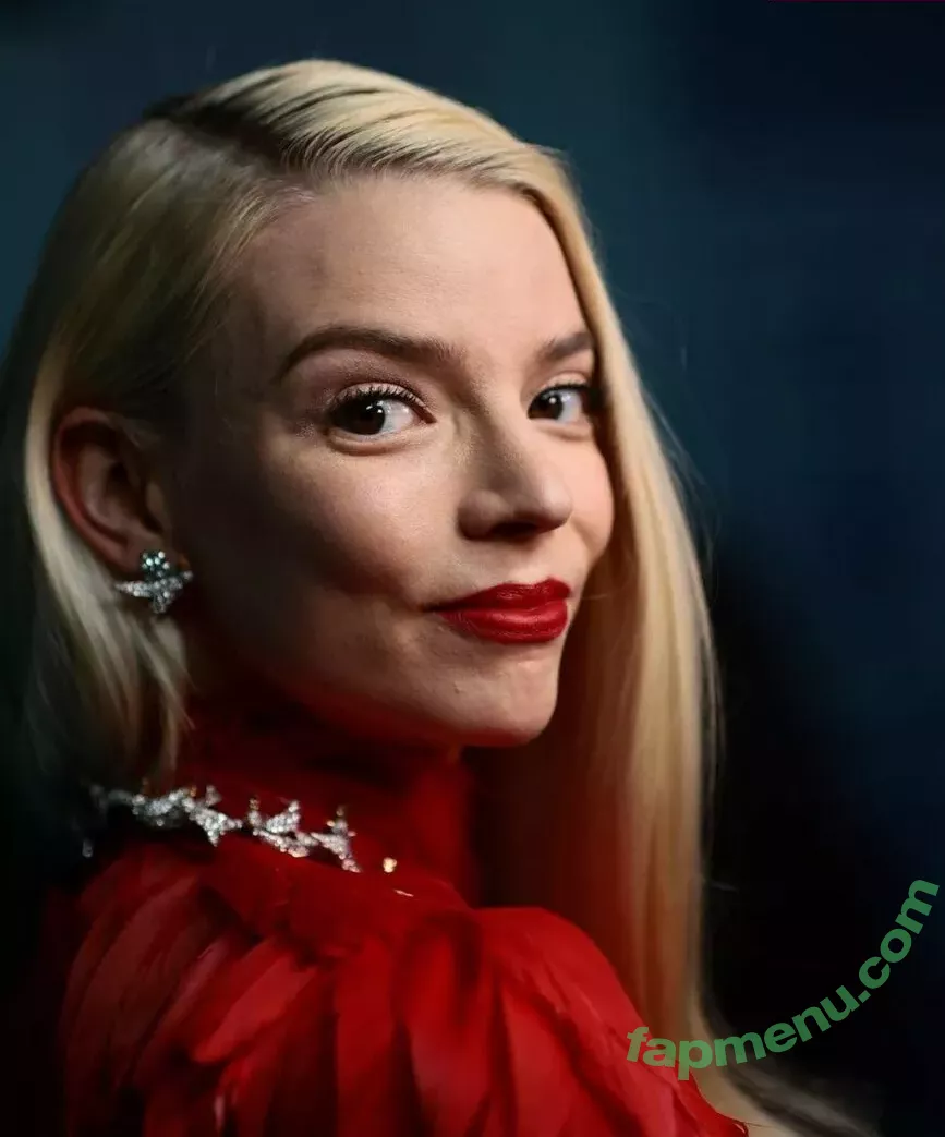 Anya Taylor-Joy nude photo #0777 (Anya Taylor Joy / anyataylorjoy)