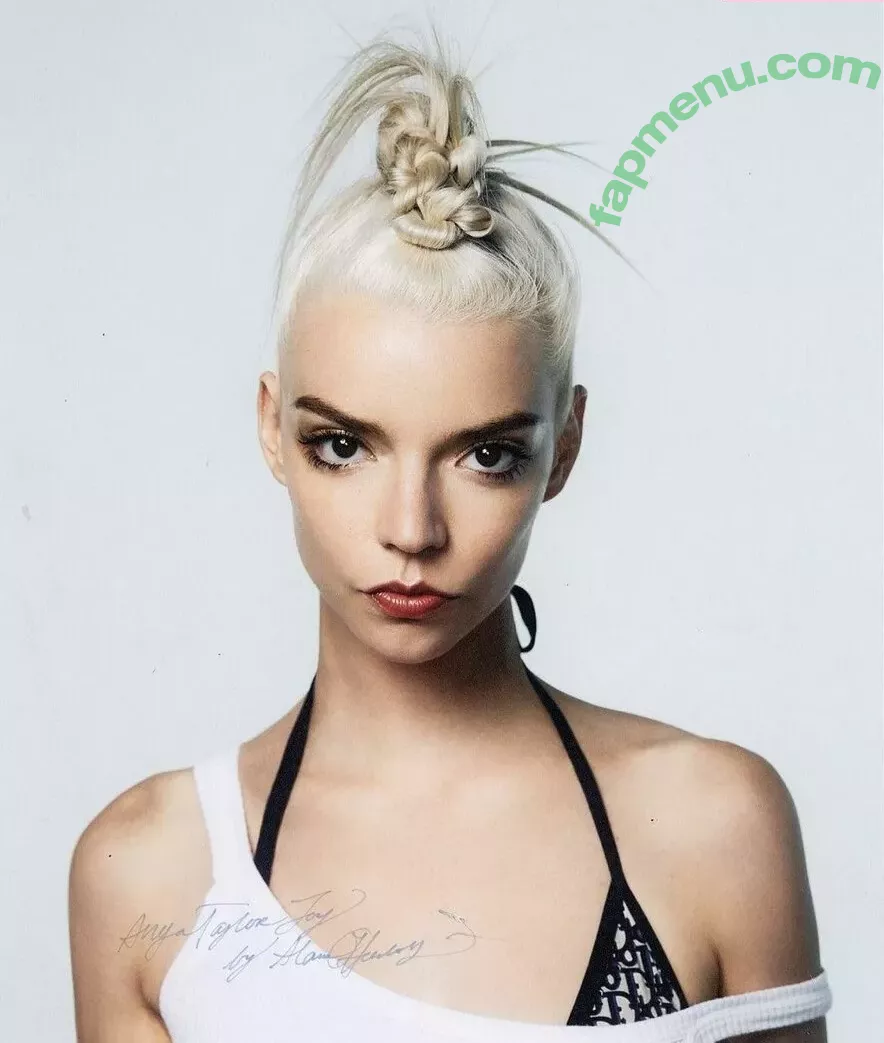 Anya Taylor-Joy nude photo #1078 (anyataylorjoy)
