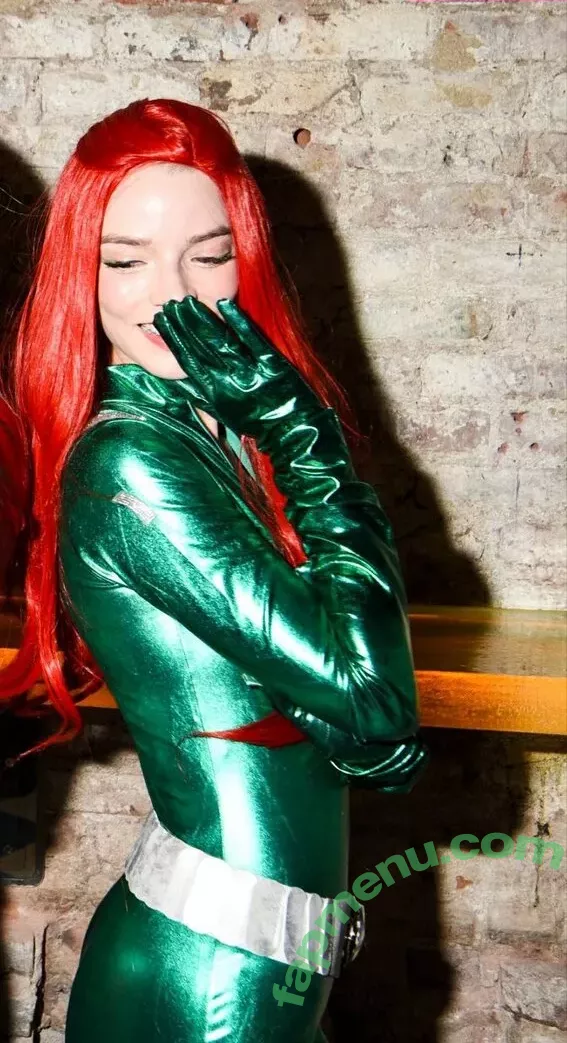 Anya Taylor-Joy nude photo #1082 (anyataylorjoy)