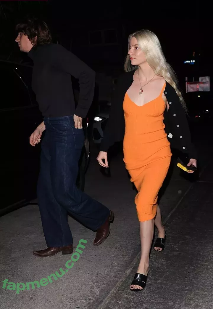 Anya Taylor-Joy nude photo #1093 (anyataylorjoy)