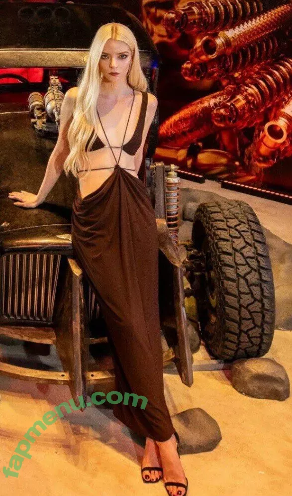 Anya Taylor-Joy nude photo #1155 (anyataylorjoy)